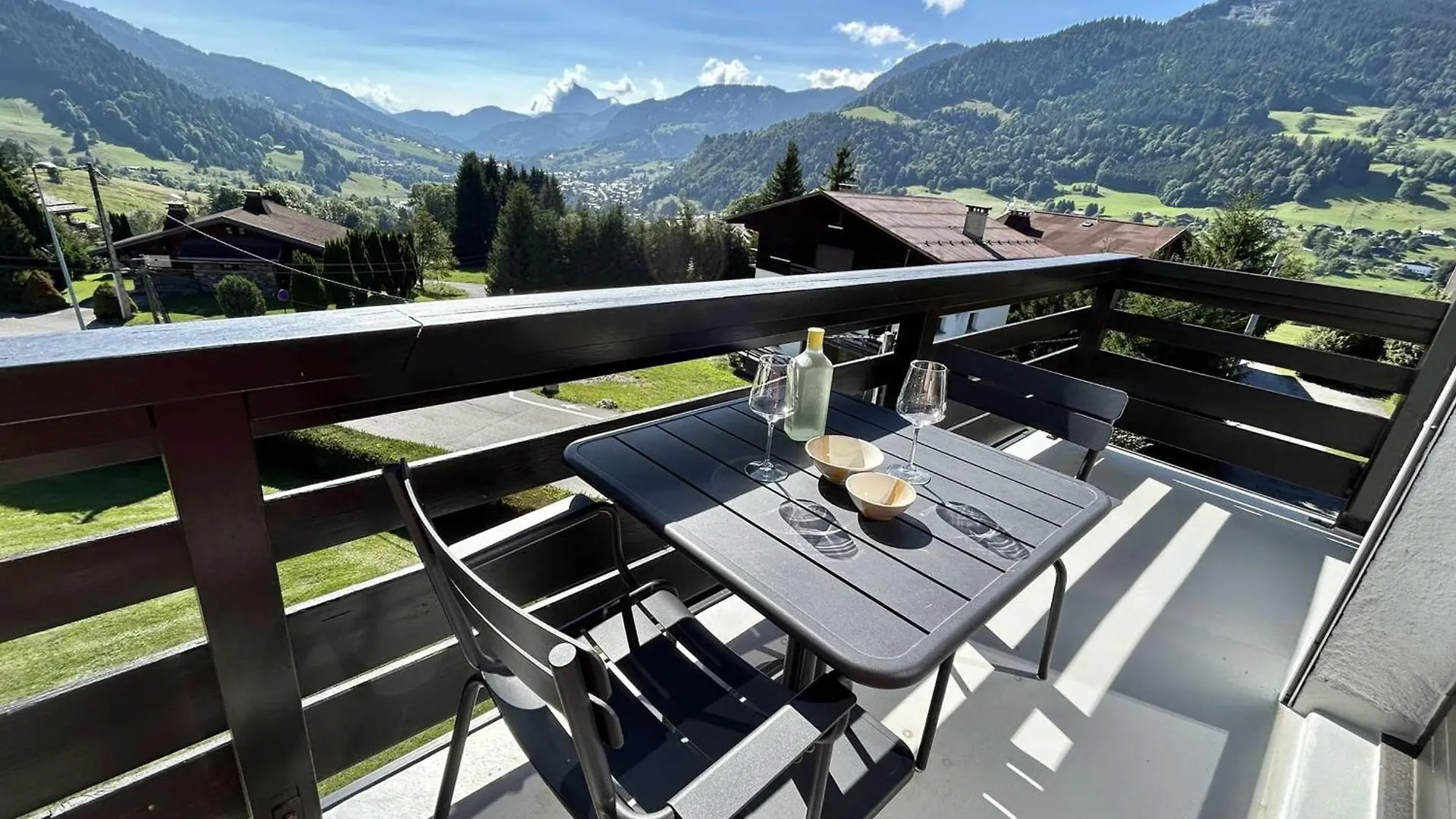 Megeve: Appartement 3 Pieces, 6 Couchages, Parking Inclus, Proche Pistes Et Village - Fr-1-597-181 0*, 메게브 프랑스