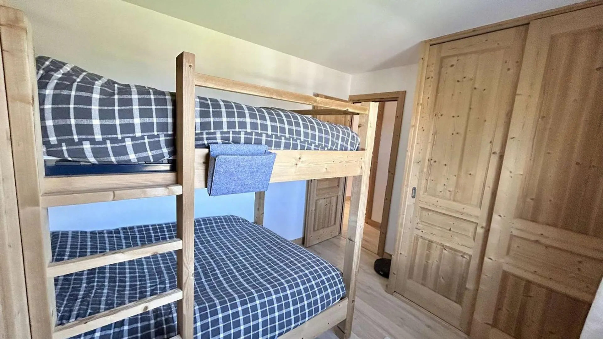 아파트 Megeve: Appartement 3 Pieces, 6 Couchages, Parking Inclus, Proche Pistes Et Village - Fr-1-597-181