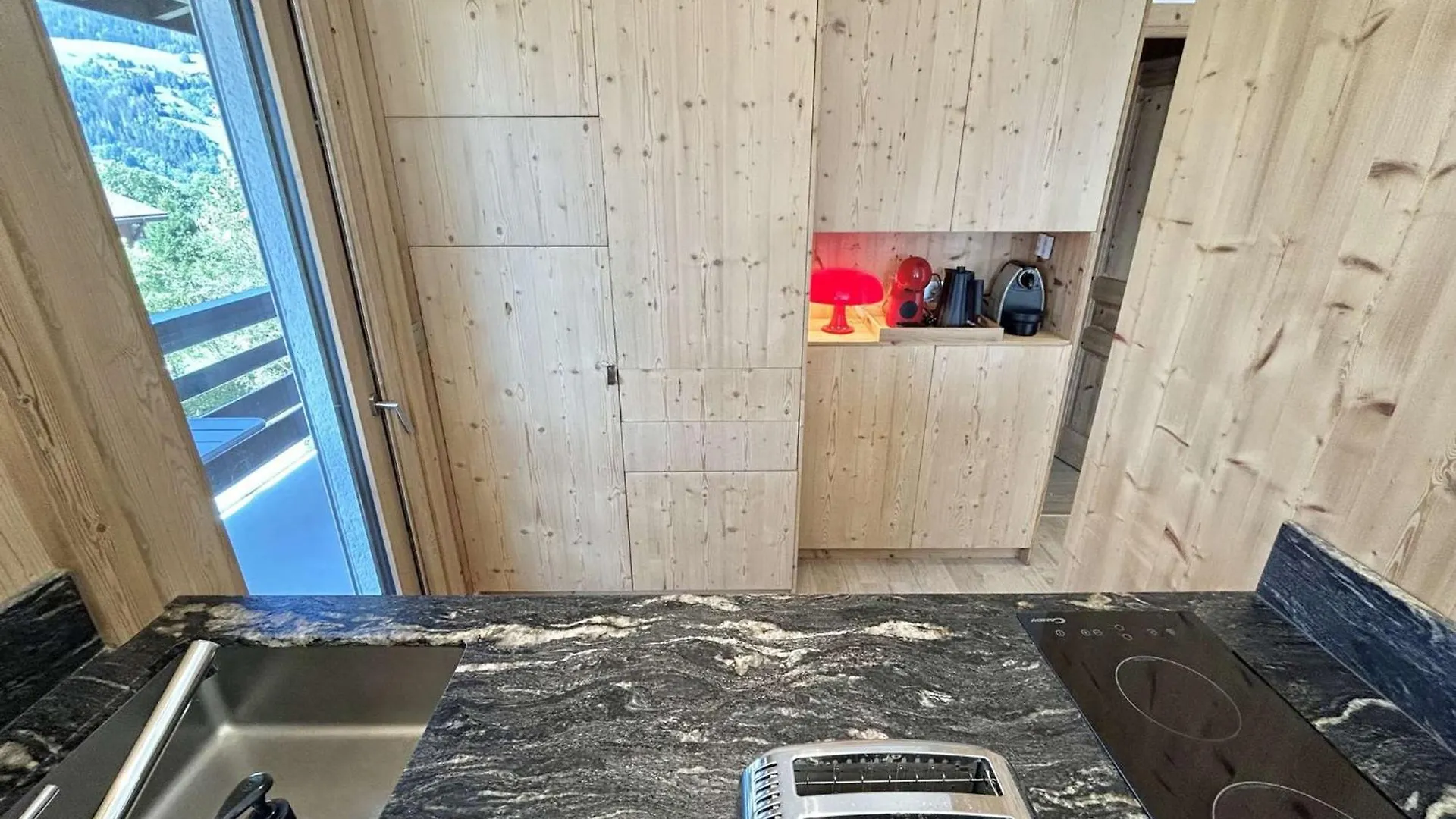Megeve: Appartement 3 Pieces, 6 Couchages, Parking Inclus, Proche Pistes Et Village - Fr-1-597-181 0*, 메게브