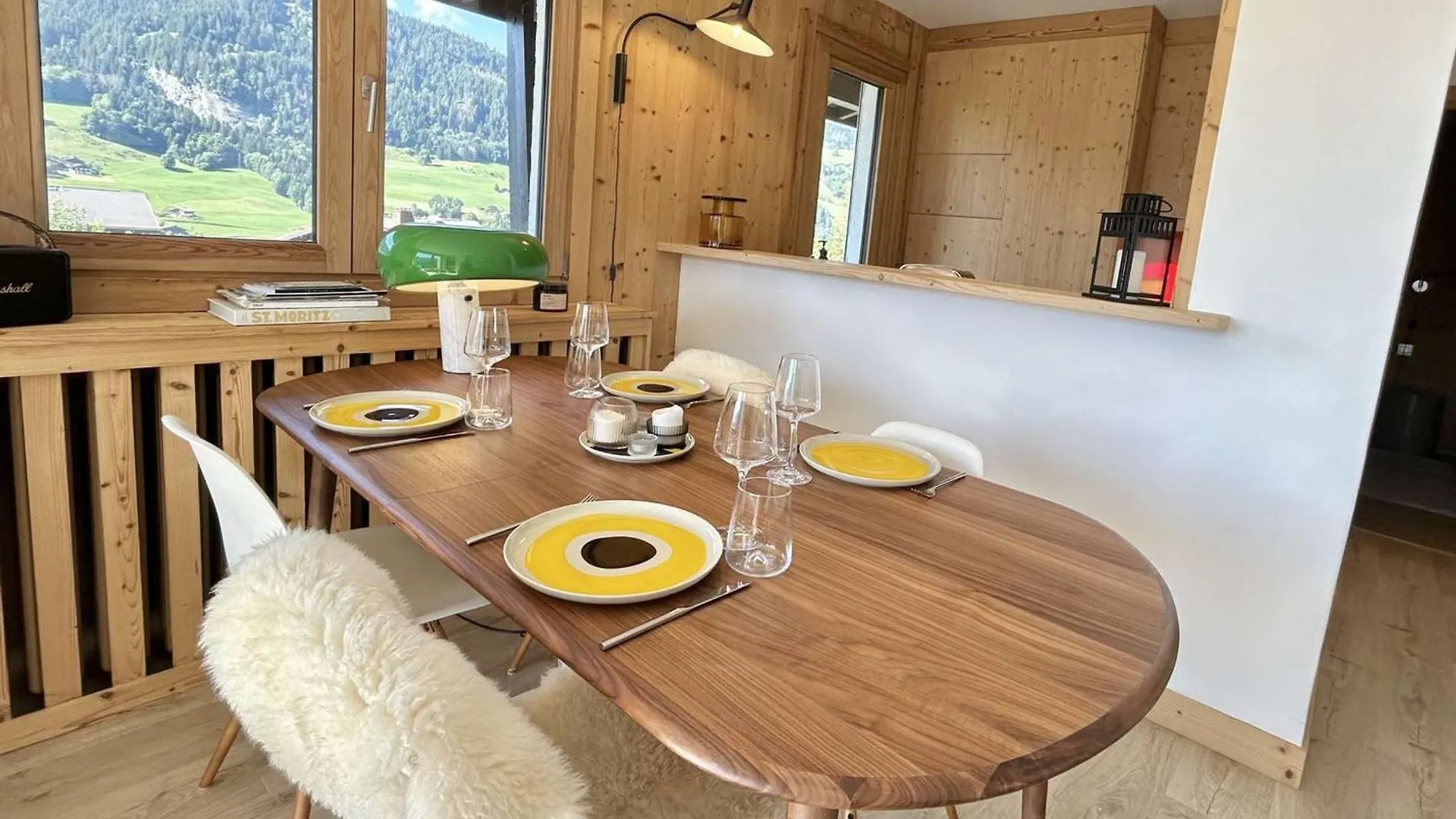 Megeve: Appartement 3 Pieces, 6 Couchages, Parking Inclus, Proche Pistes Et Village - Fr-1-597-181 0*, Megeve France